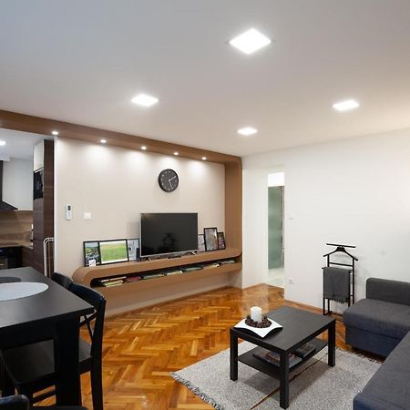 Stellar Downtown Szeged Apartment Exterior photo