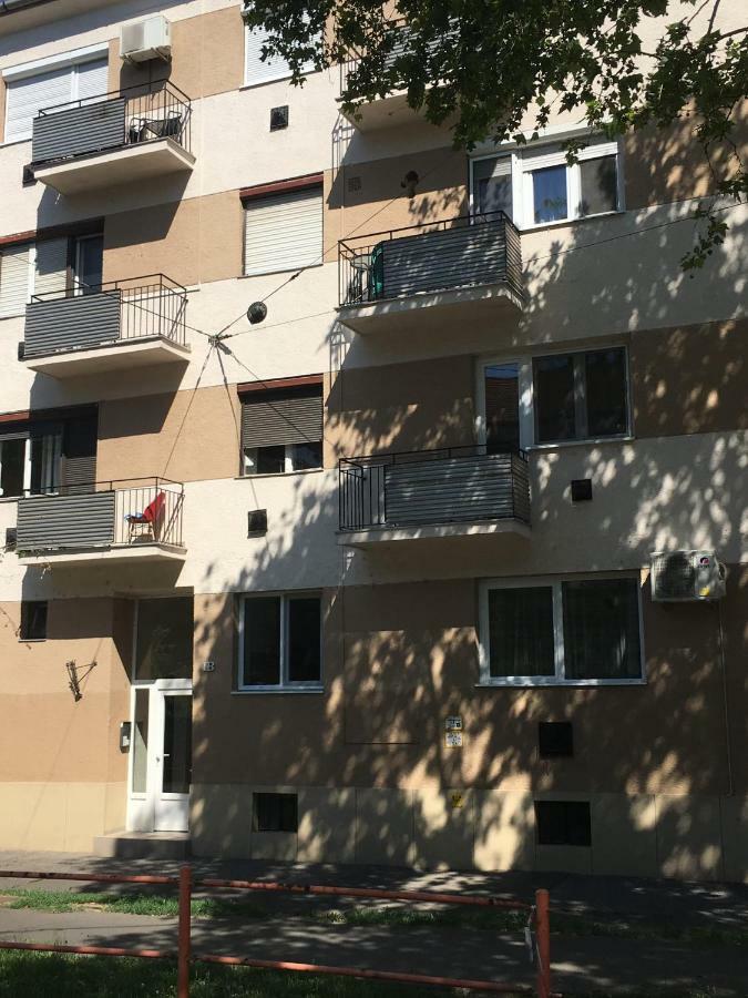 Stellar Downtown Szeged Apartment Exterior photo
